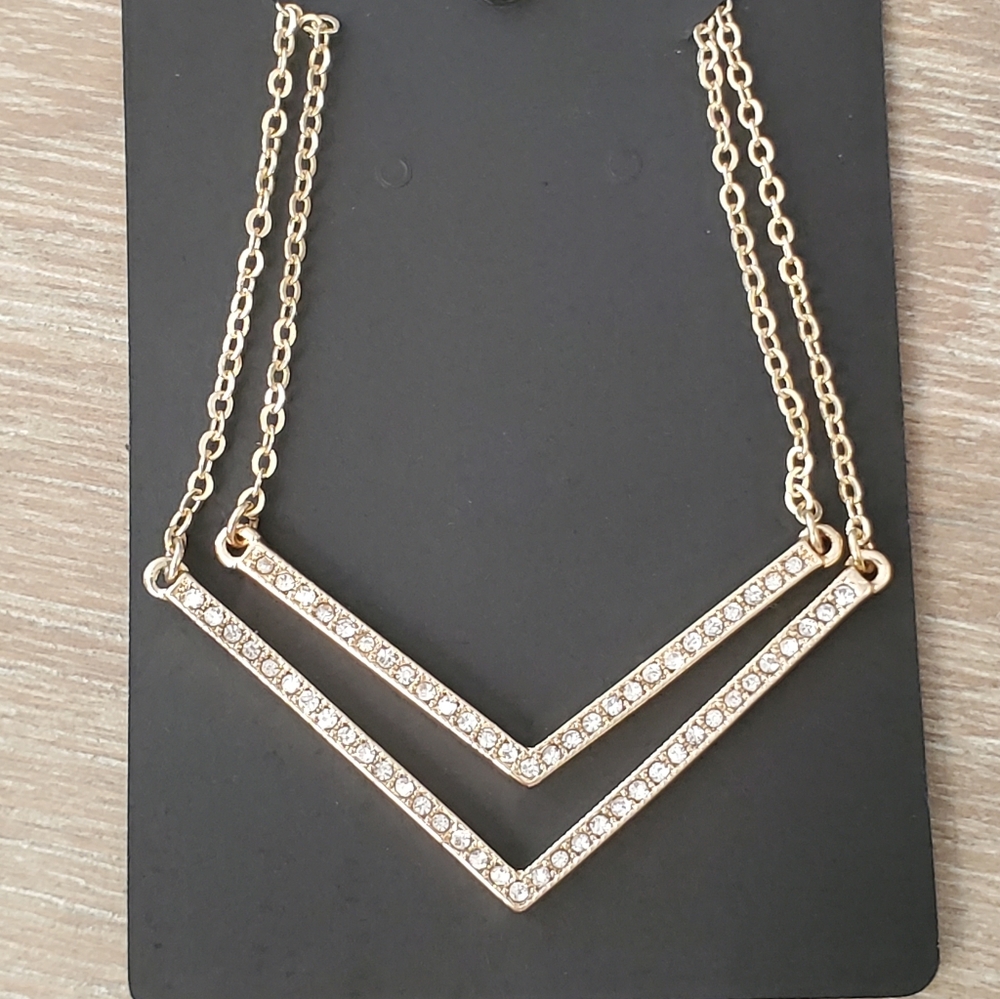 Double Strand V necklace